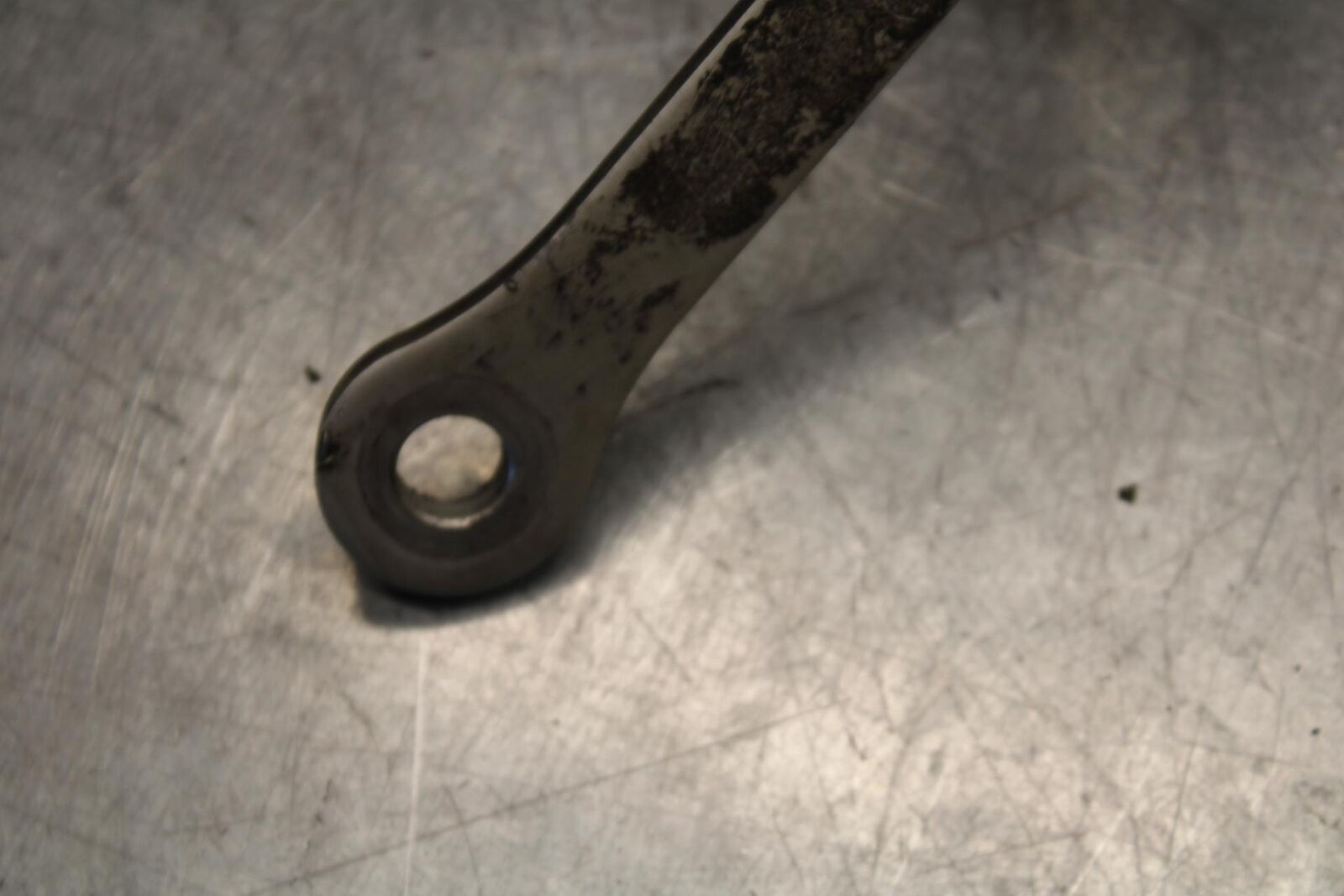 01-03 SUZUKI GSXR600 REAR DOGBONE SHOCK LINKAGE LINK 62600-35870 BB639