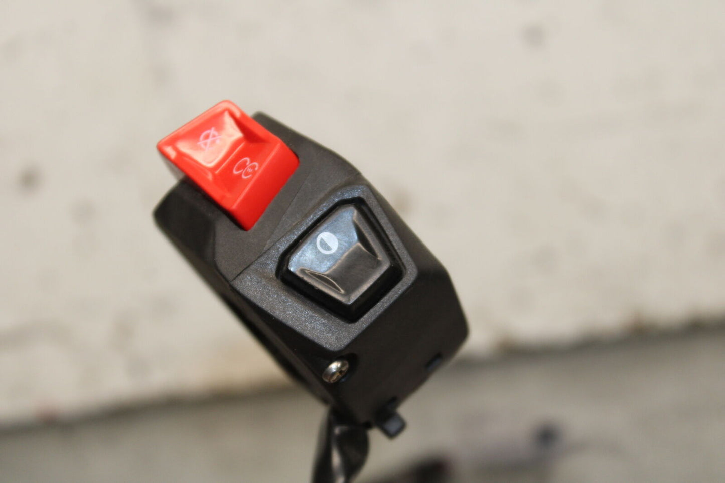 21-24 APRILIA TUONO 660 FACTORY RIGHT CLIP ON HANDLE KILL OFF START SWITCH BB733