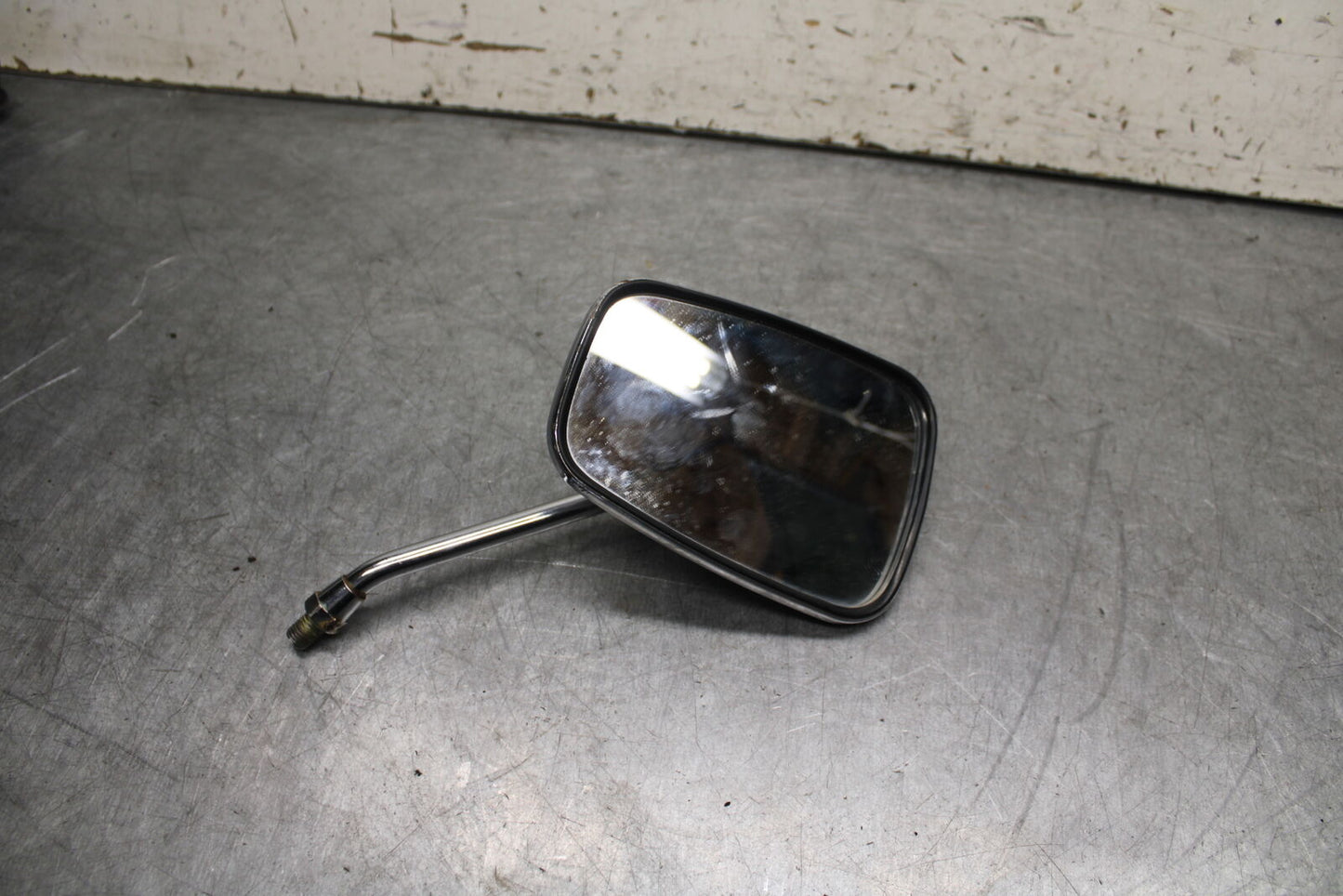 85-86 SUZUKI MADURA 1200 RIGHT SIDE REAR VIEW MIRROR BB691