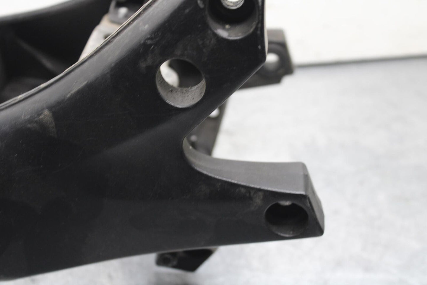 06-07 SUZUKI GSXR 600 750 FRONT SUBFRAME SUB FRAME BB98