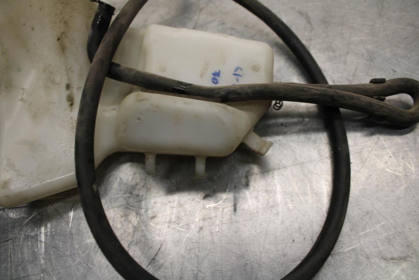 17 KAWASAKI VERSYS_X 300 COOLANT WATER TANK RESERVOIR BOTTLE BB504