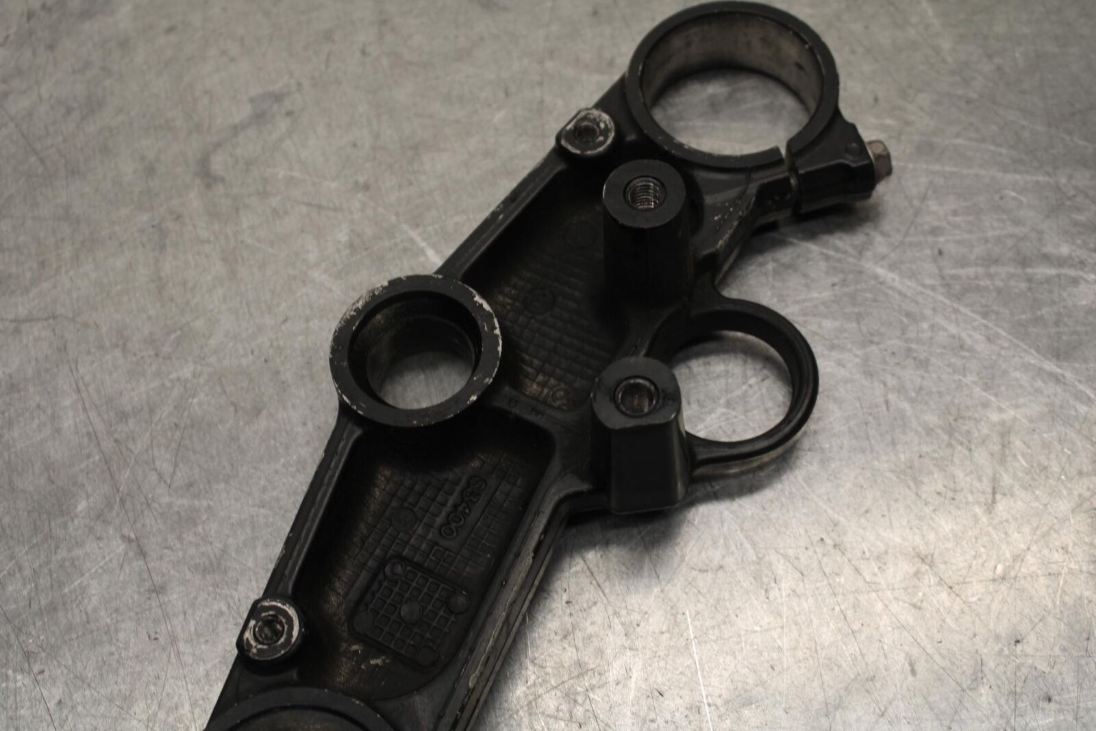 01-03 SUZUKI GSXR600 FORKS UPPER TRIPLE TREE CLAMP BB639