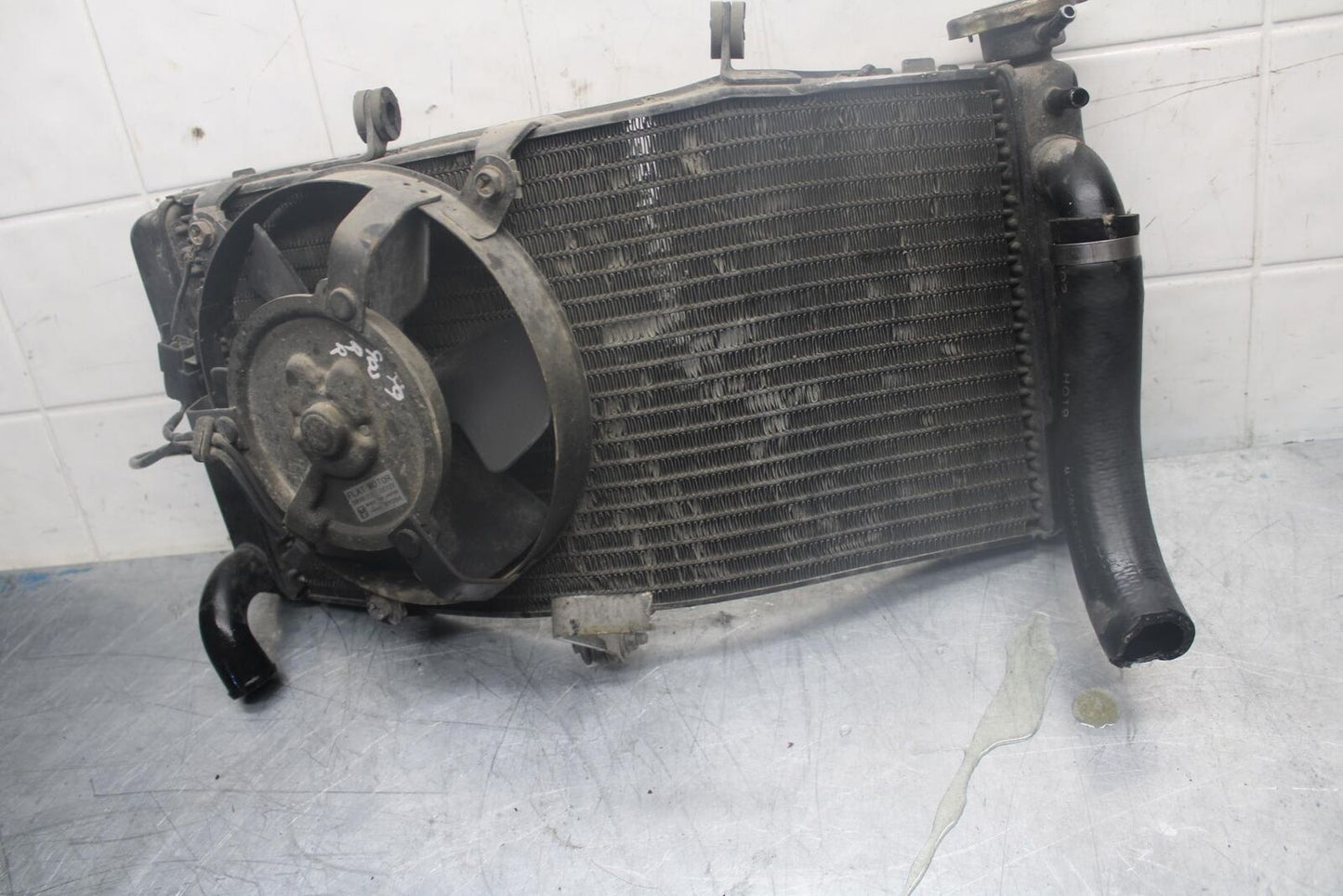 98-99 HONDA CBR900RR ENGINE RADIATOR MOTOR COOLER COOLING RADIATER BB458