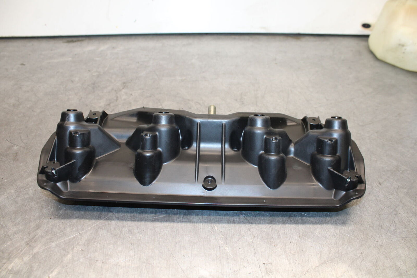 09-14 YAMAHA YZF R1 SECONDARY FUEL INJECTORS TOP AIRBOX GAS RAIL BB118