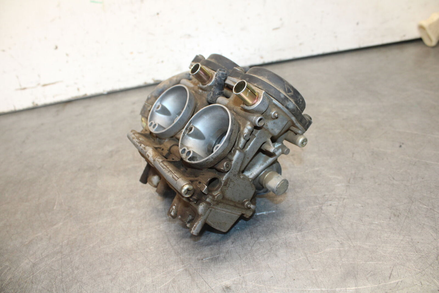 01-05 YAMAHA RAPTOR 660R CARB CARBURETOR 5LP-14900-30-00 BB695