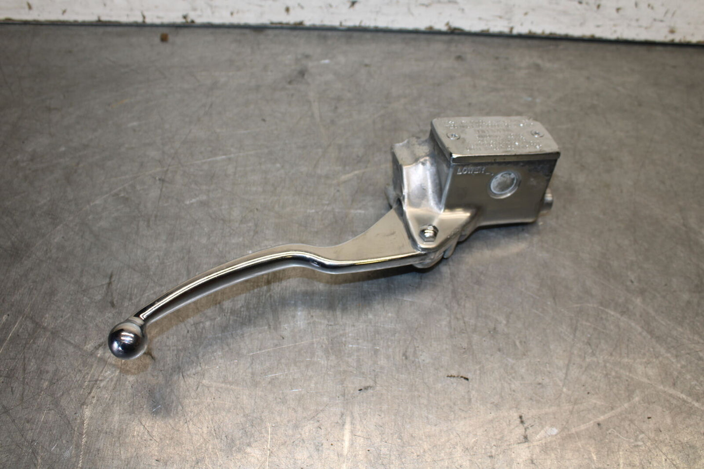 87-03 SUZUKI INTRUDER 1400 VS1400GLP FRONT BRAKE MASTER CYLINDER BB702