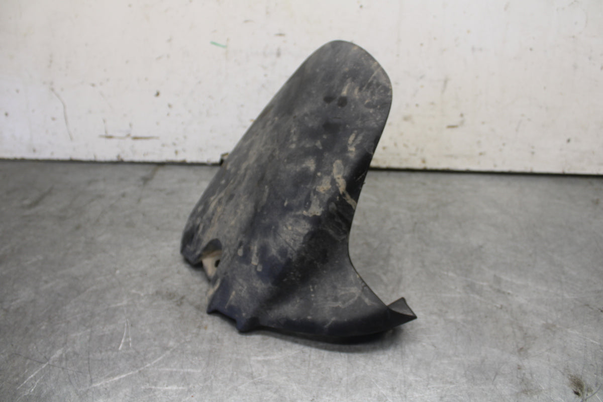 06-07 SUZUKI GSXR 600 REAR BACK WHEEL TIRE HUGGER FENDER BB694