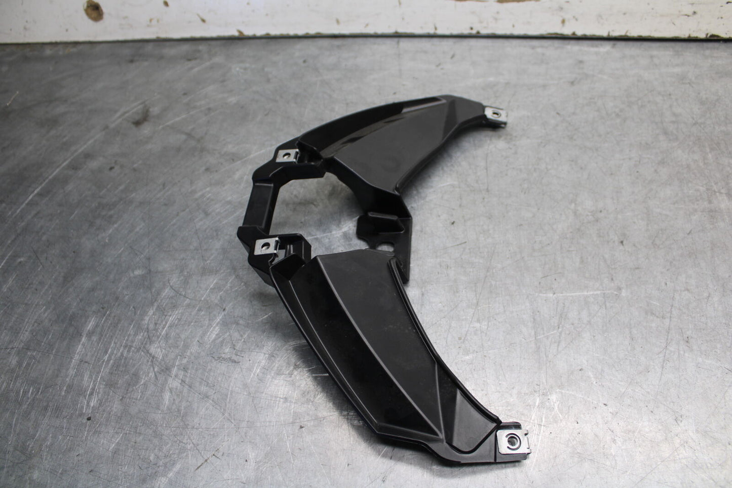 20-23 APRILIA RS660 INNER CENTER REAR BACK TAIL FAIRING COWL BB667