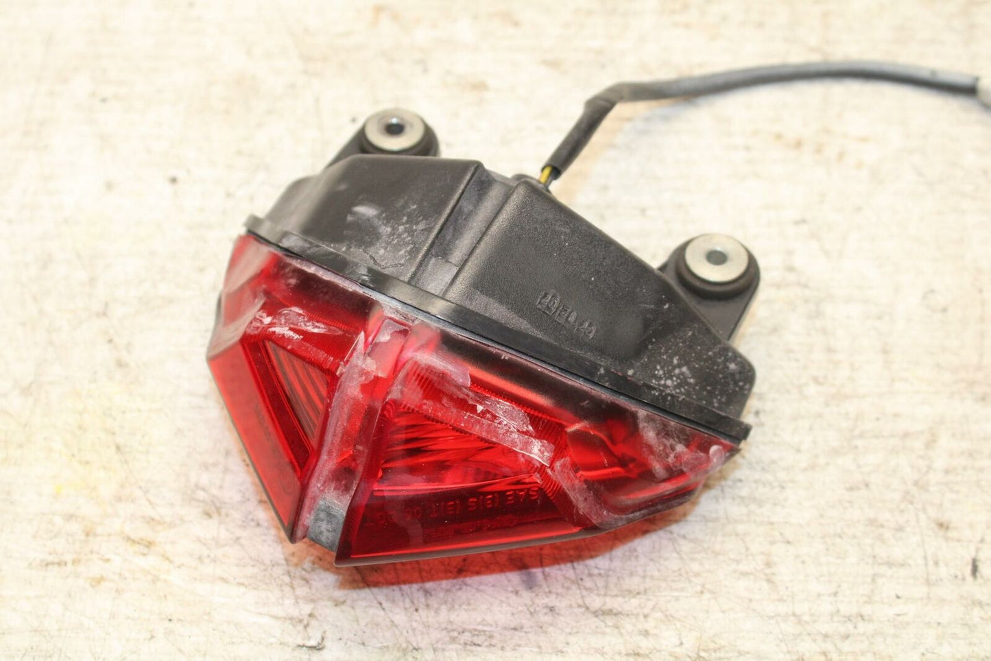 08-10 DUCATI 848 REAR TAIL TAILLIGHT BACK BRAKE LIGHT BB369