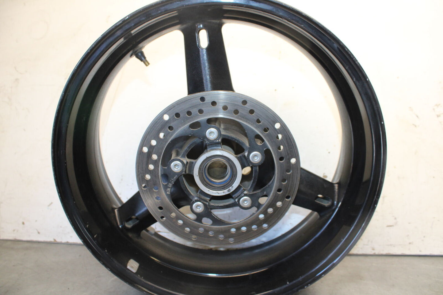 01-02 SUZUKI GSXR1000 REAR WHEEL BACK RIM BB73