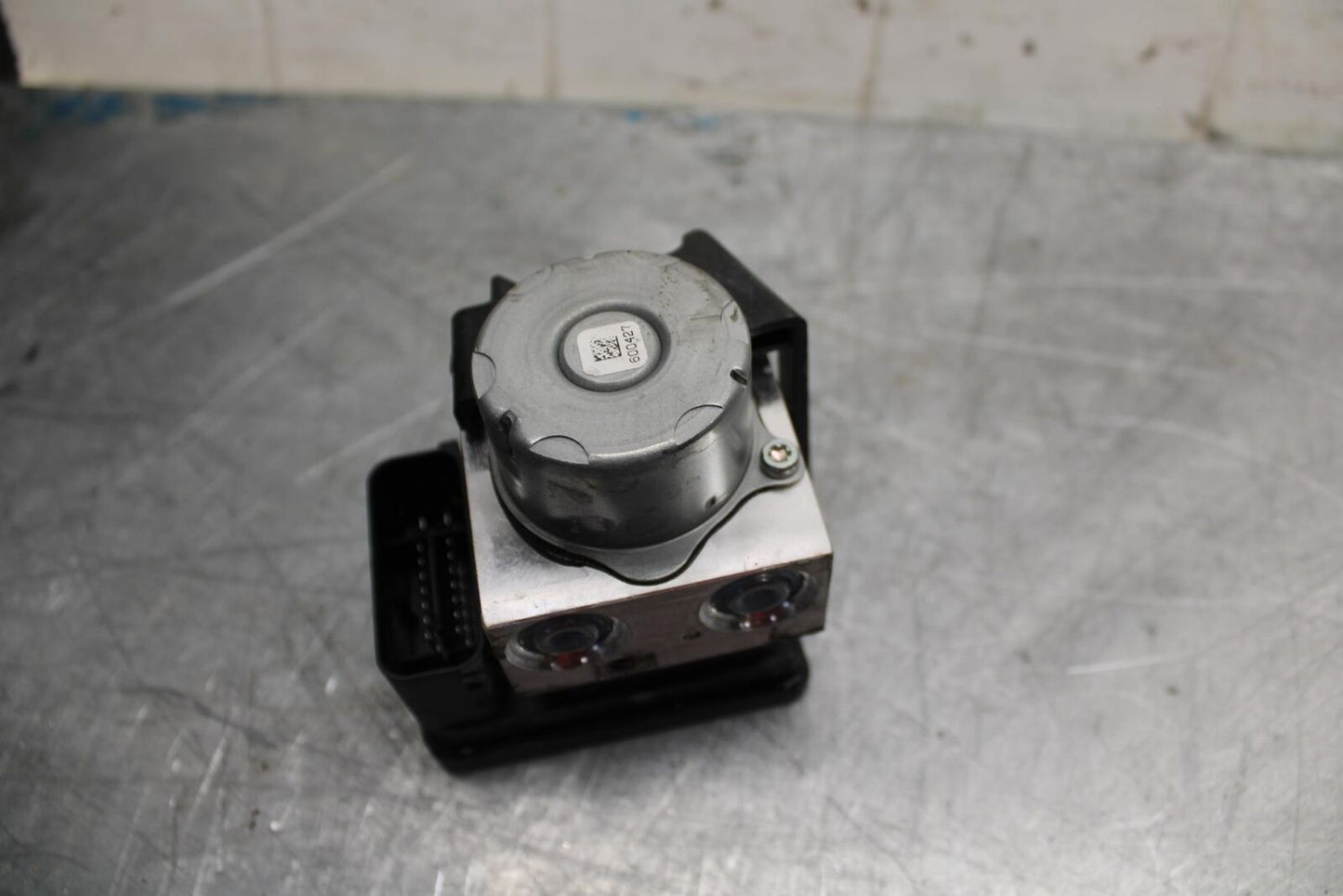 17-21 TRIUMPH STREET TRIPPLE R ABS ABS PUMP UNIT MODULE bb452