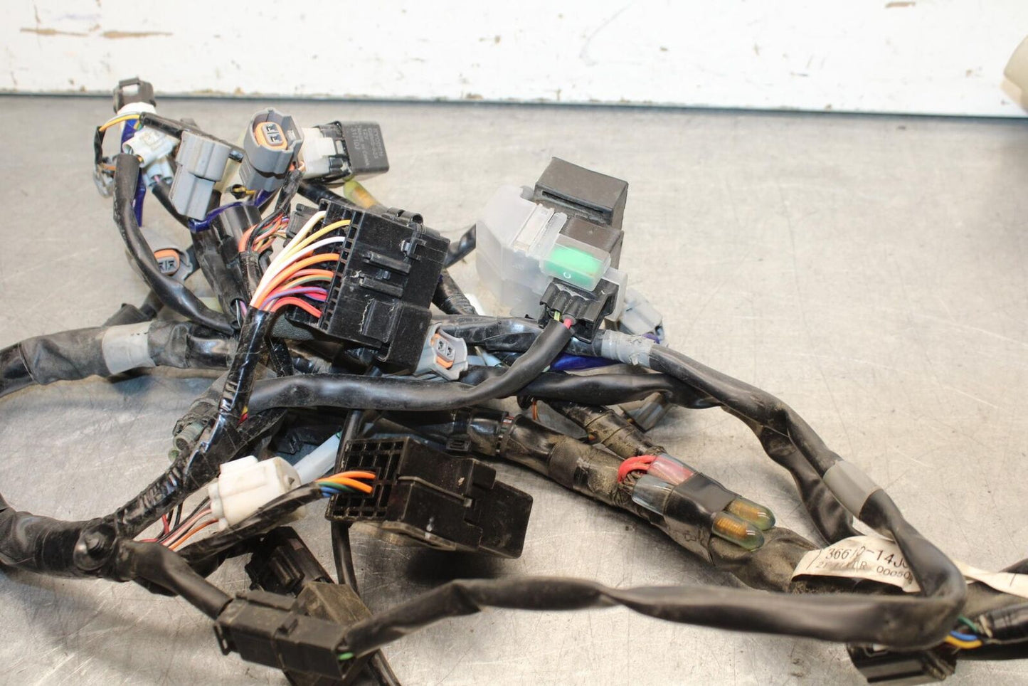 11-23 SUZUKI GSXR 750 MAIN ENGINE WIRING HARNESS MOTOR WIRE LOOM BB630
