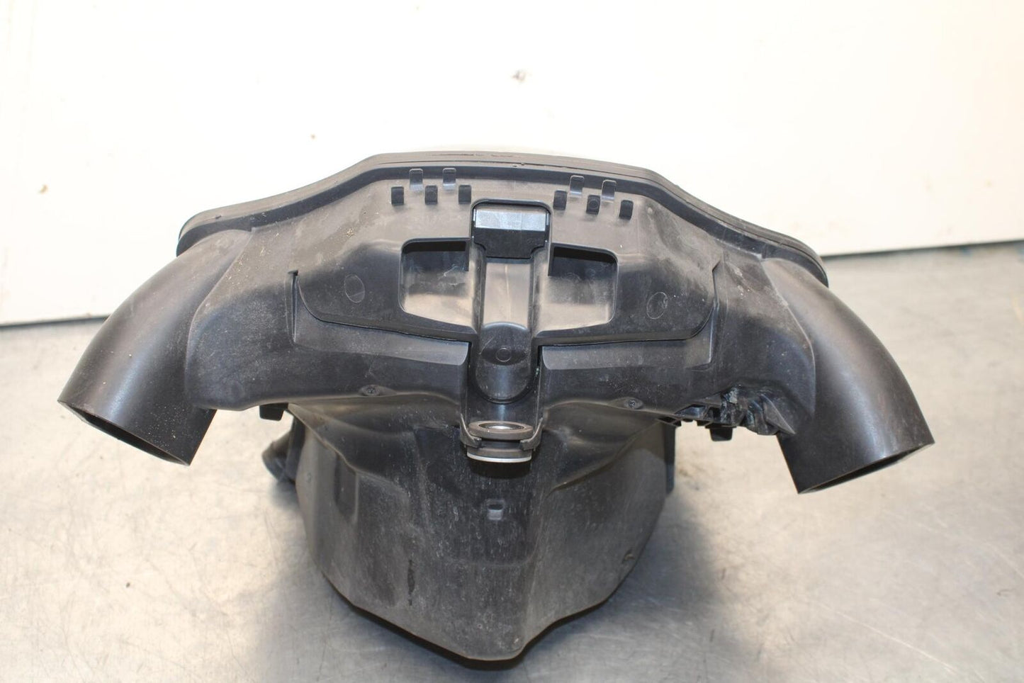 20-23 BMW F900R AIRBOX AIR INTAKE FILTER BOX BB603