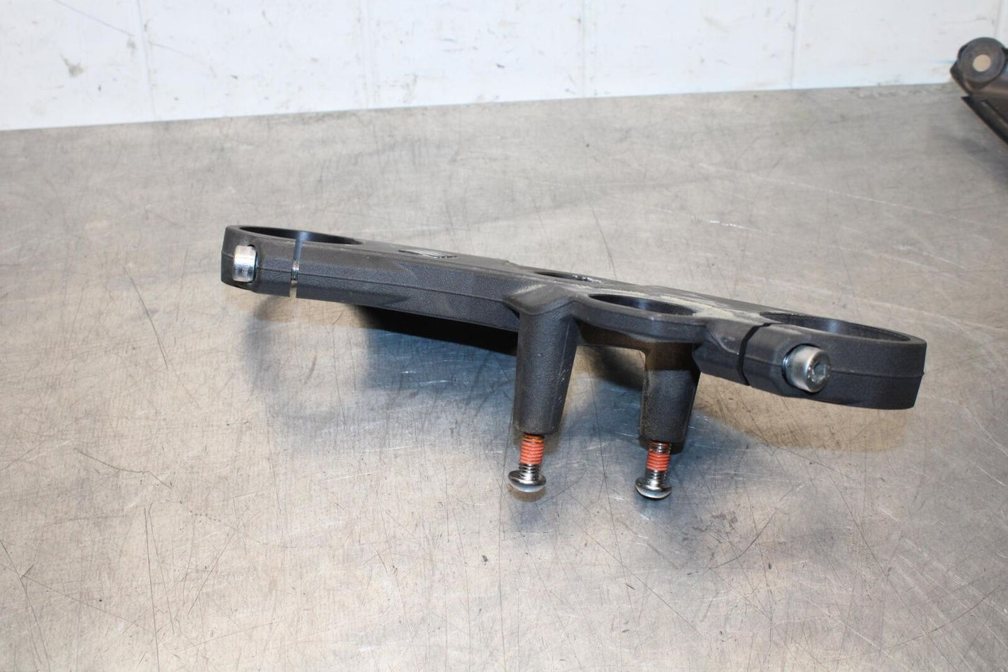 2015 Suzuki GSXR750 FORKS UPPER TRIPLE TREE CLAMP 51311-01H00 BB595