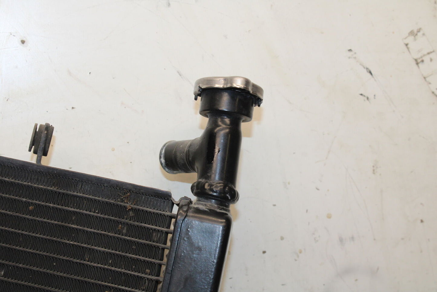 07-08 TRIUMPH DAYTONA 675 ENGINE RADIATOR MOTOR COOLER COOLING RADIATER BB685