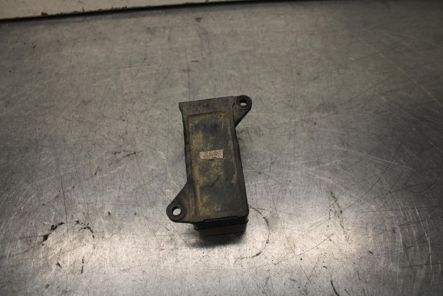 1988 Suzuki Katana 600 GSX600F RELAY ASSEMBLY FUSE BOX BB94