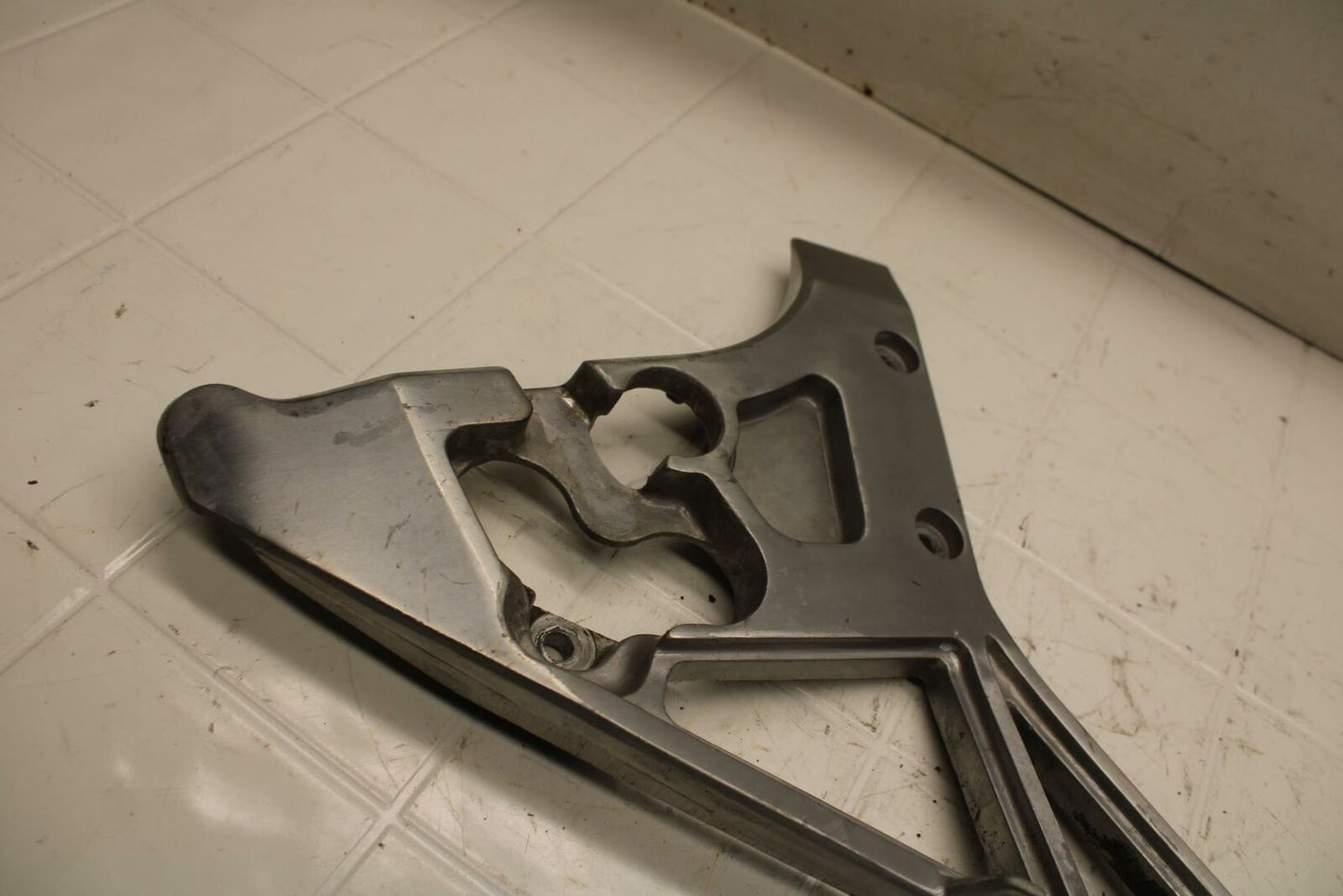 92-93 YAMAHA FJ1200A ABS RIGHT REAR BACK PASSENGER PEG BB07