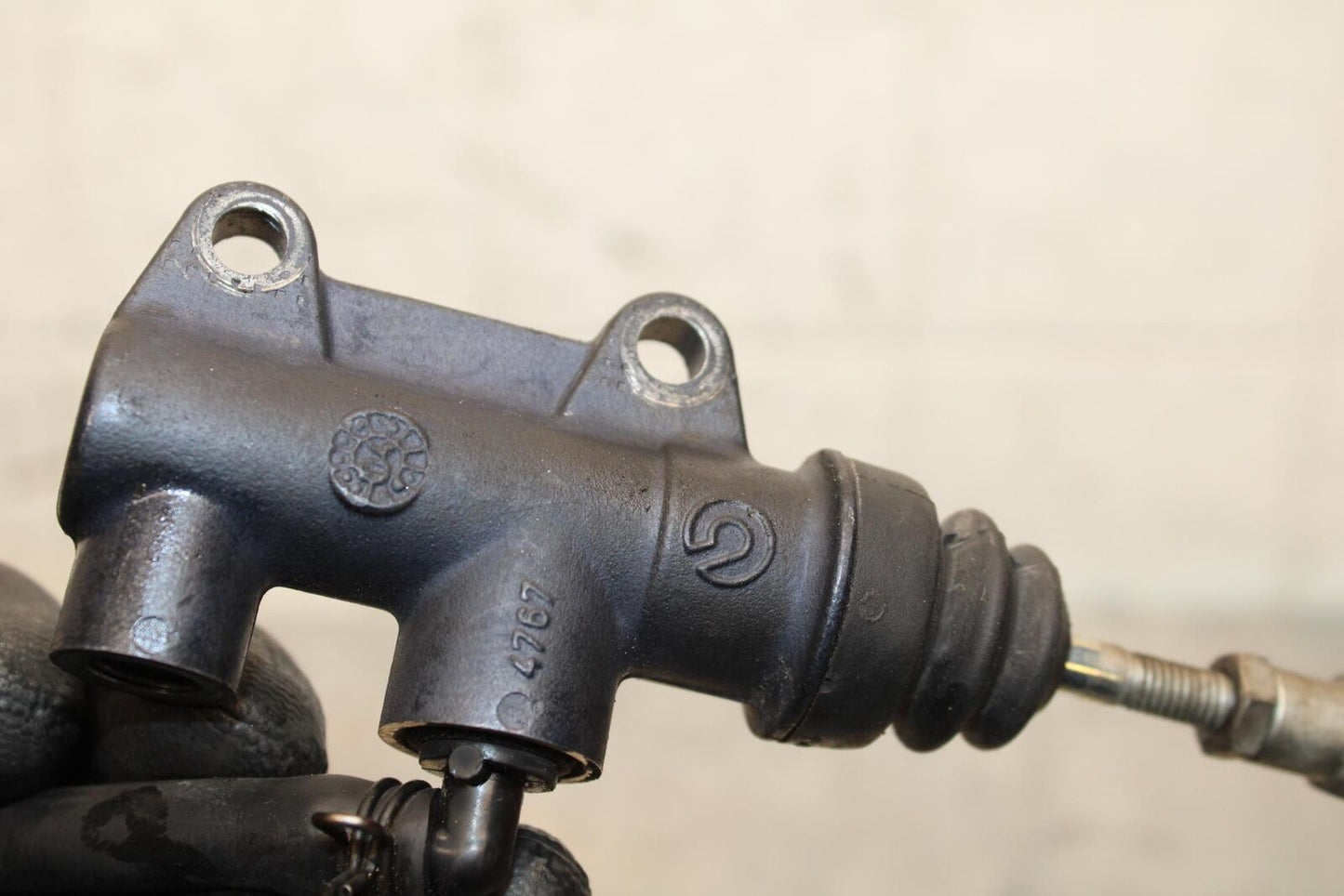 2005 Ducati Monster S2R REAR BACK BRAKE MASTER CYLINDER W RESERVOIR BB557