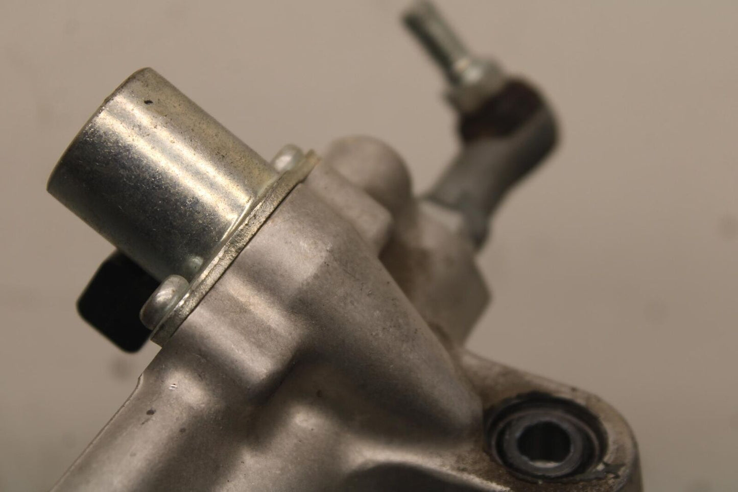 2011 Suzuki GSXR600 STEERING DAMPER STABILIZER 51750-21H10 BB605