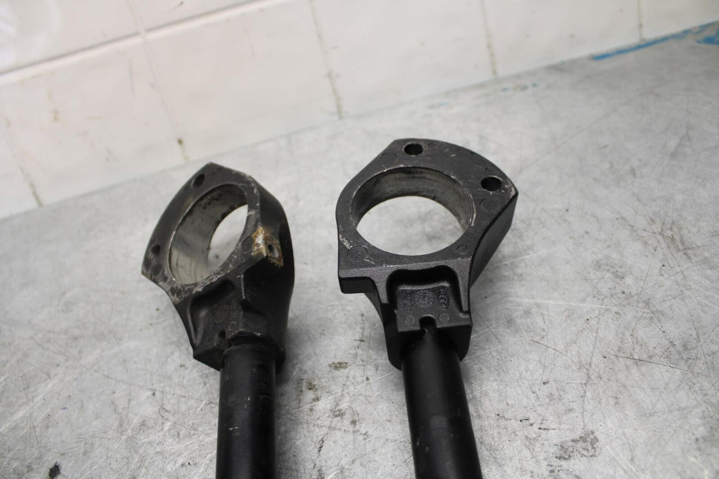 06-07 KAWASAKI NINJA ZX14R LEFT RIGHT CLIP ON ONS HANDLEBARS PAIR SET bb433