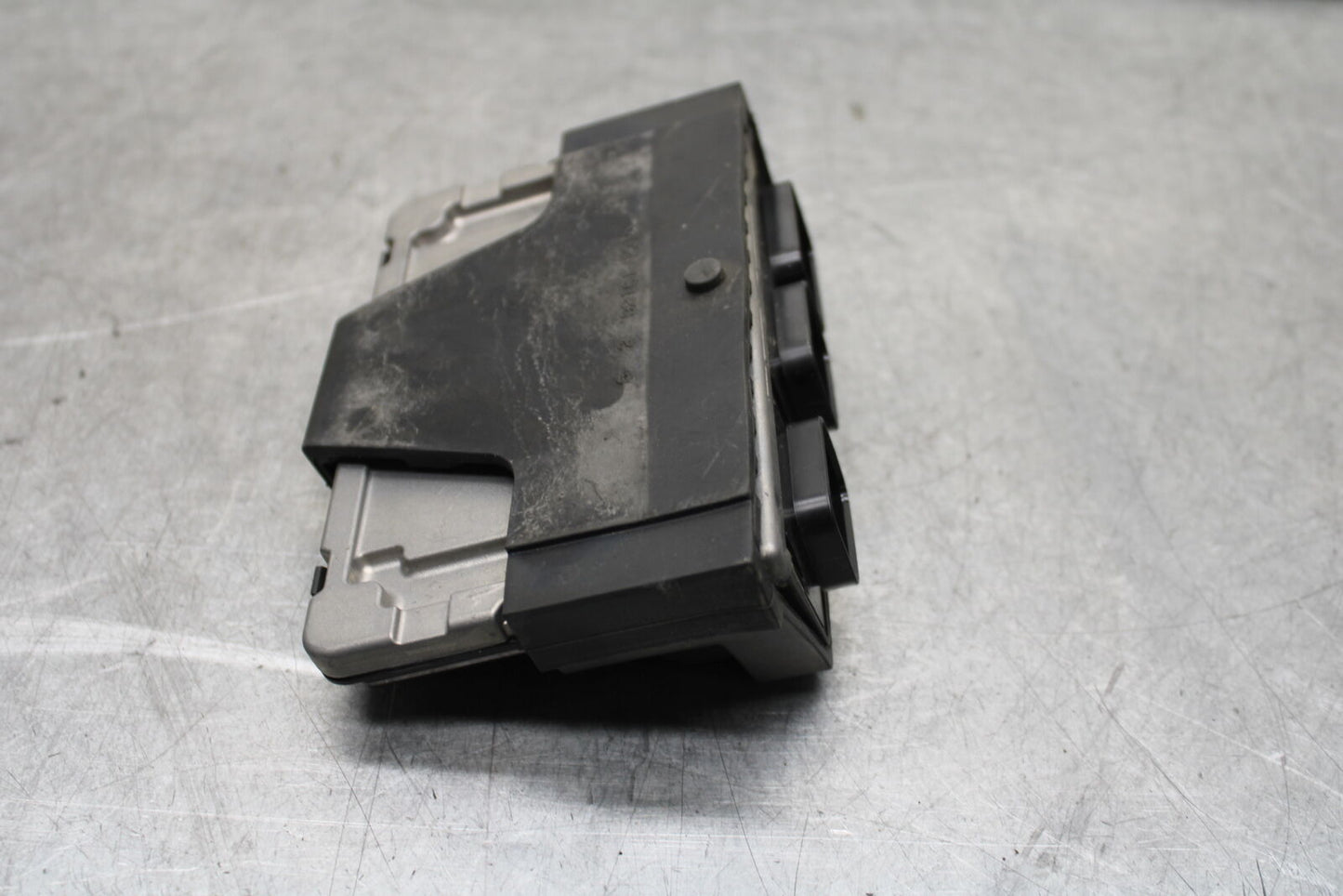 16 KAWASAKI NINJA ZX10R ECU COMPUTER CONTROLLER UNIT BLACK BOX ECM CDI BB650