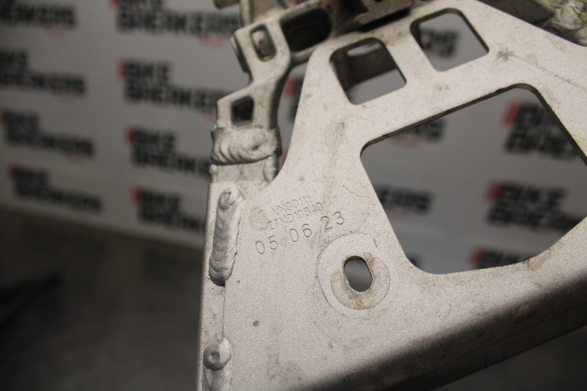 24 APRILIA TUONO V4 1100 FACTORY ABS REAR SUBFRAME BACK SUB FRAME BB887