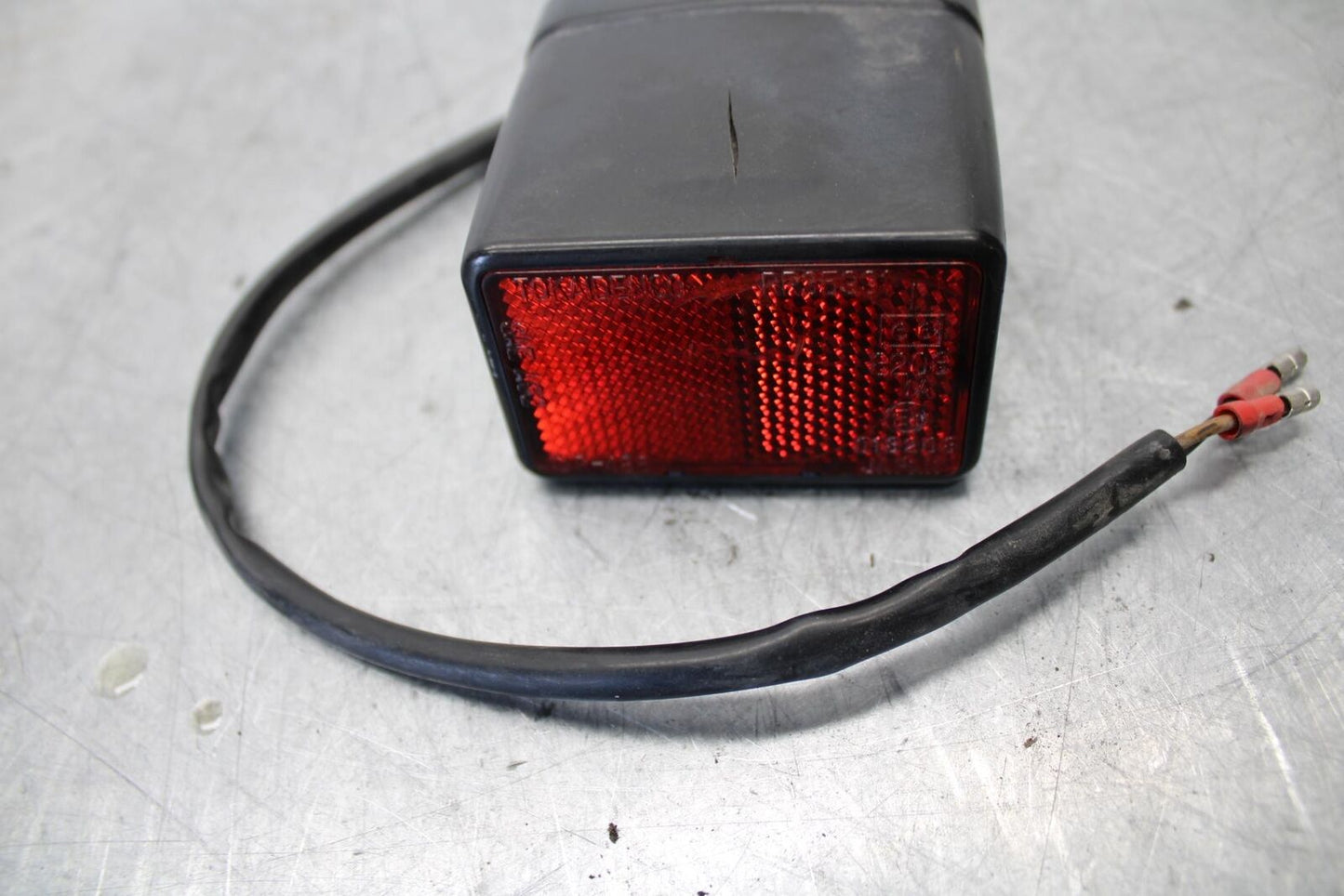 91-92 SUZUKI GSXR1100 GSXR 1100M LICENSE PLATE LIGHT BB435