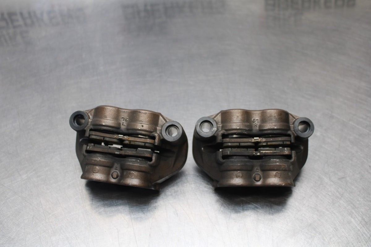 13-24 HONDA CBR600RR RIGHT LEFT FRONT BRAKE CALIPER SET PAIR CALIPERS BB772