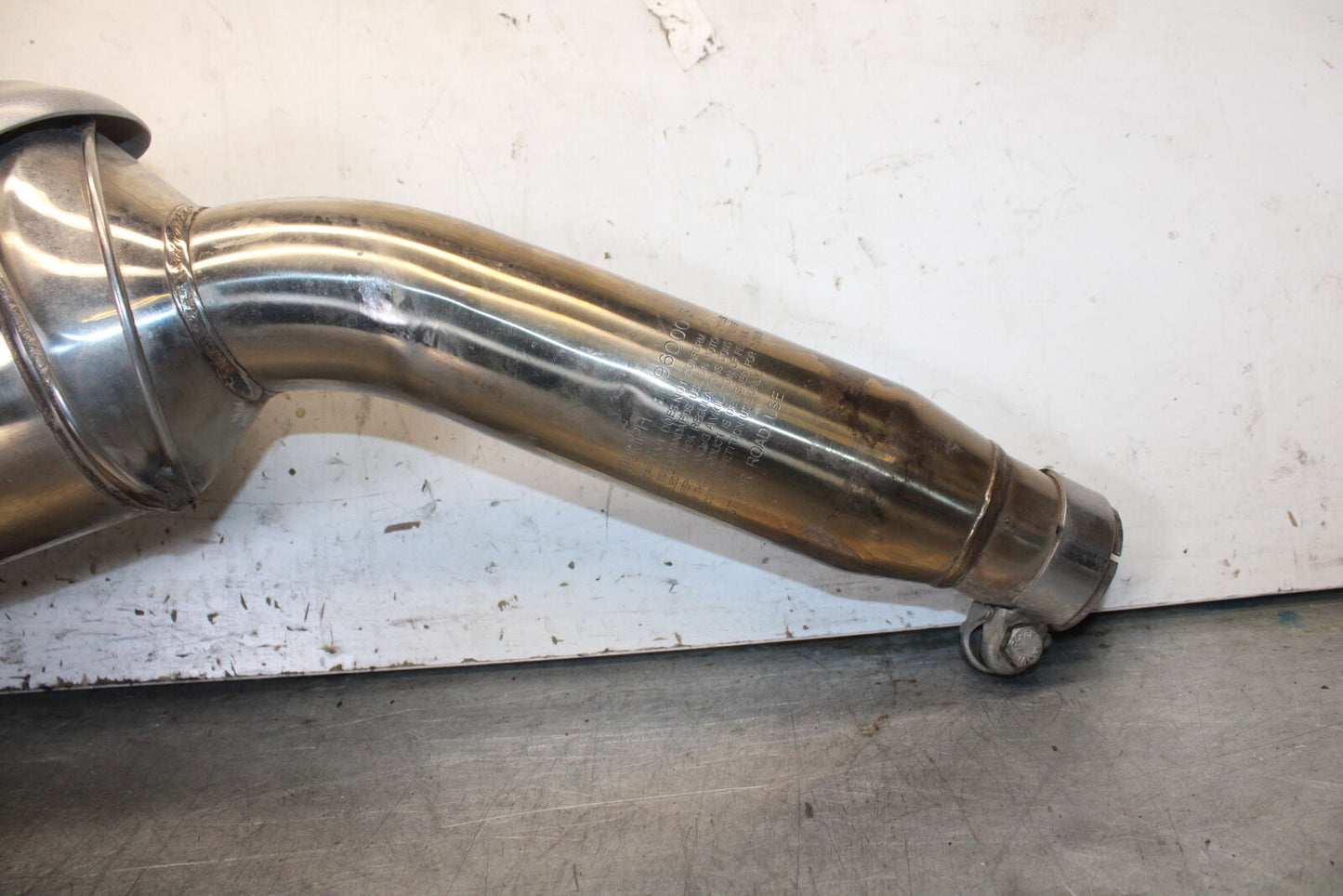 01-06 TRIUMPH TIGER 955I EXHAUST PIPE MUFFLER SLIP ON CAN SILENCER BB693