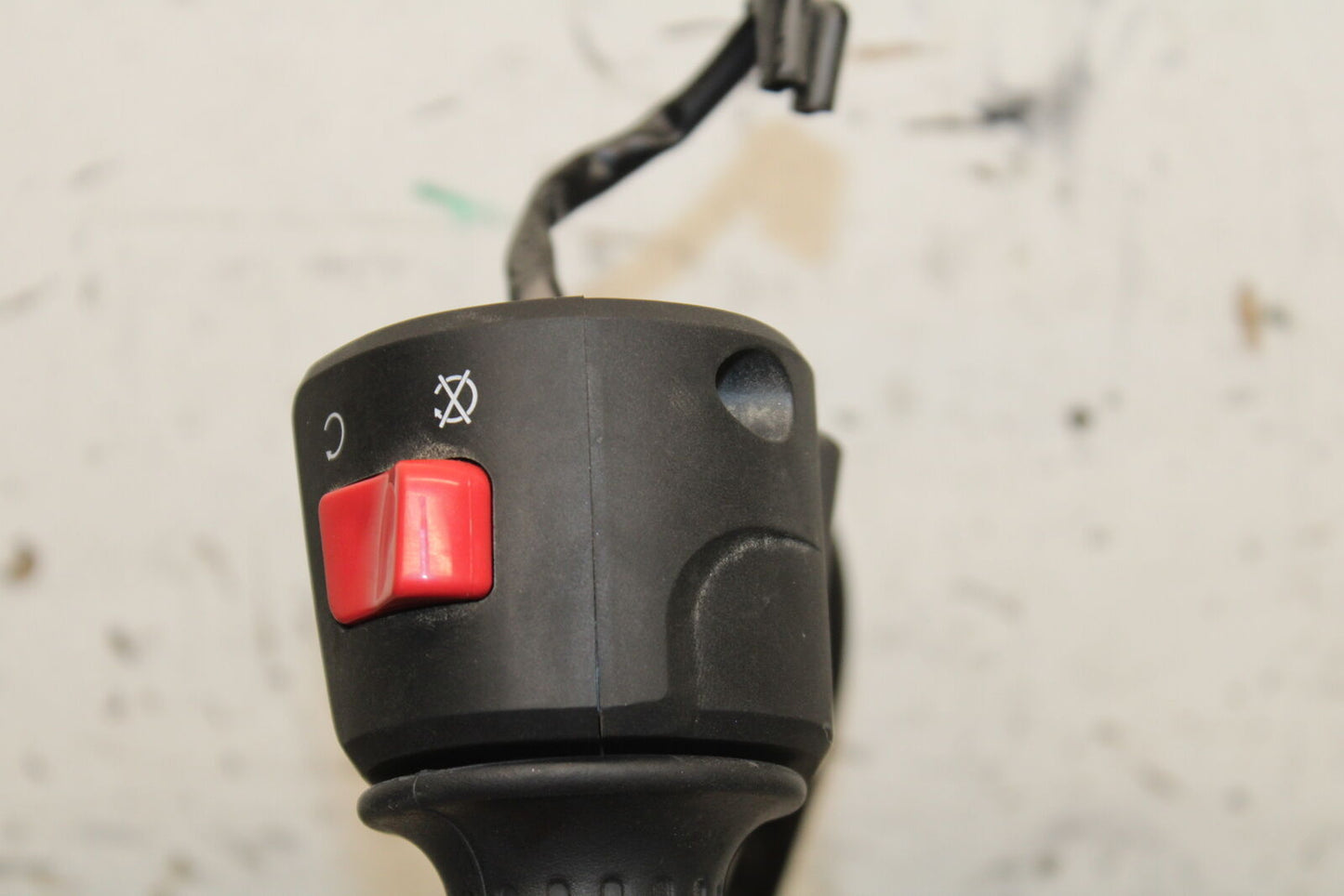 24 KAWASAKI NINJA 500 ABS RIGHT CLIP ON HANDLE KILL OFF START SWITCH BB730