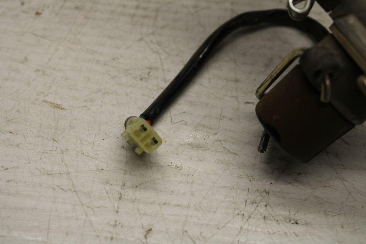 04-05 HONDA CBR1000RR AIR VALVE SOLENOID TOP ENGINE SWITCH SENSOR BB285