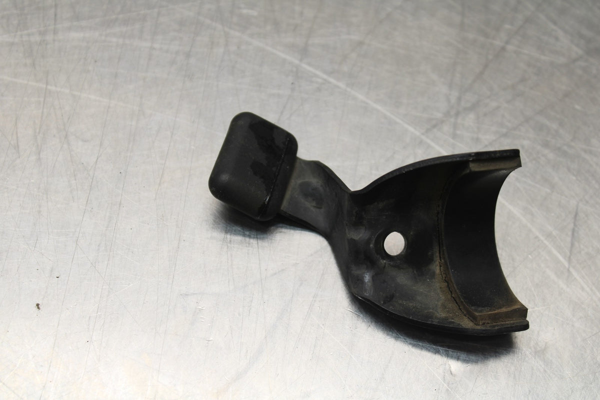 2006 Suzuki Boulevard C90 MOUNT BRACKET BB849