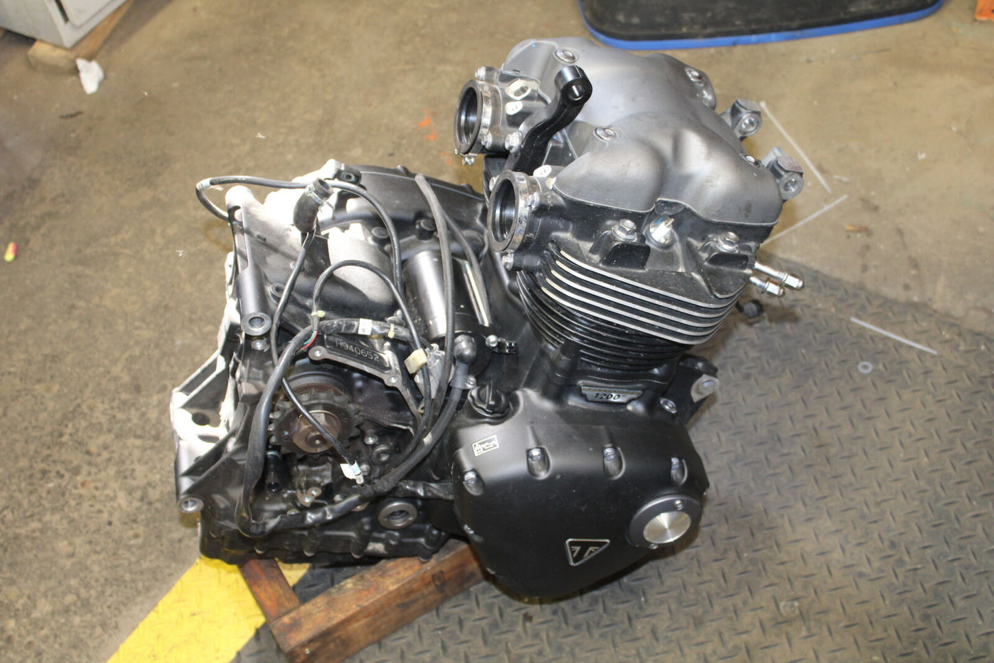 19-21 TRIUMPH SPEED TWIN 1200 ENGINE MOTOR BB653