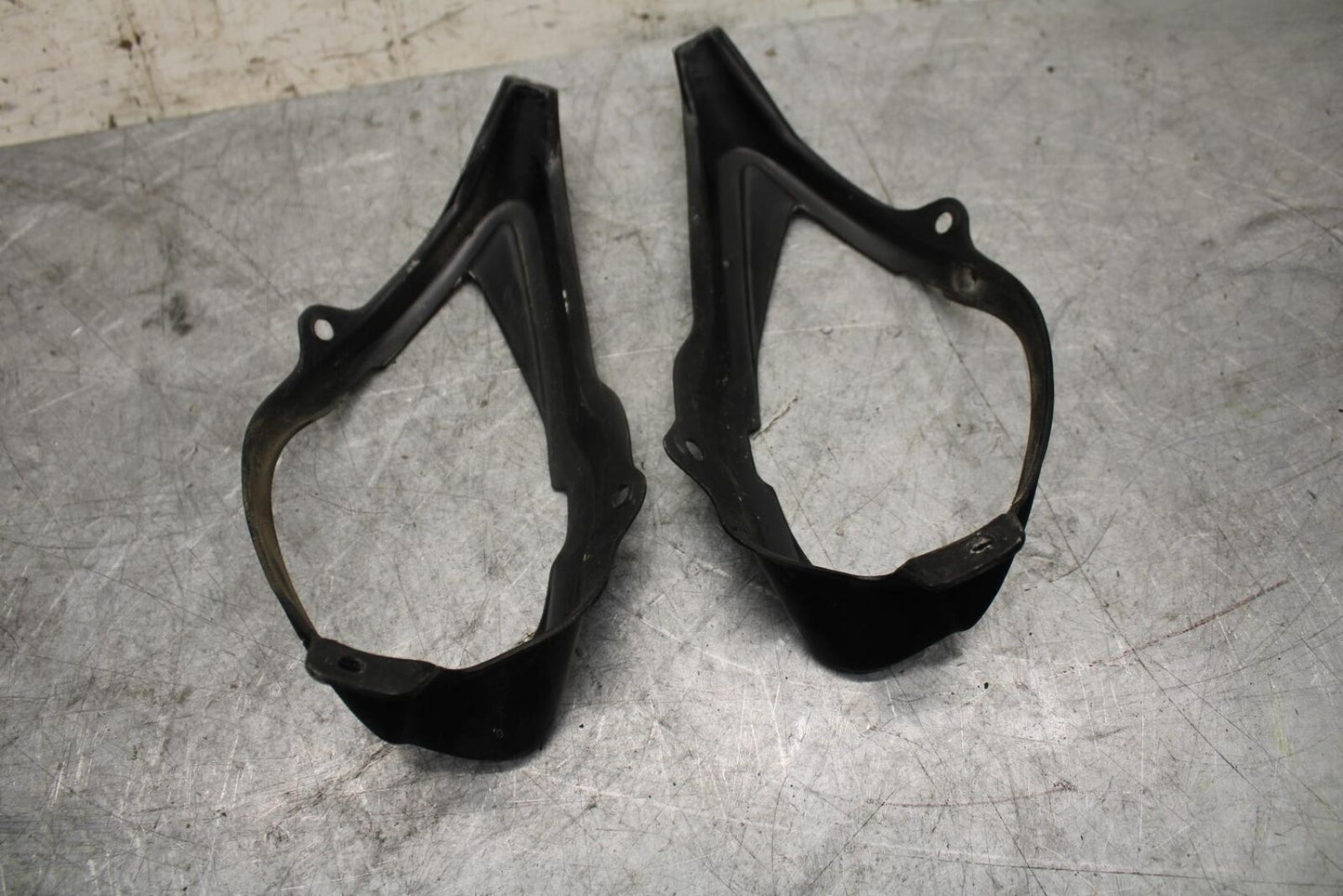 2007 Kawasaki Ninja ZX6R ZX600P HEADLIGHT HEAD LIGHT LAMP TRIM 55022-0033 BB47