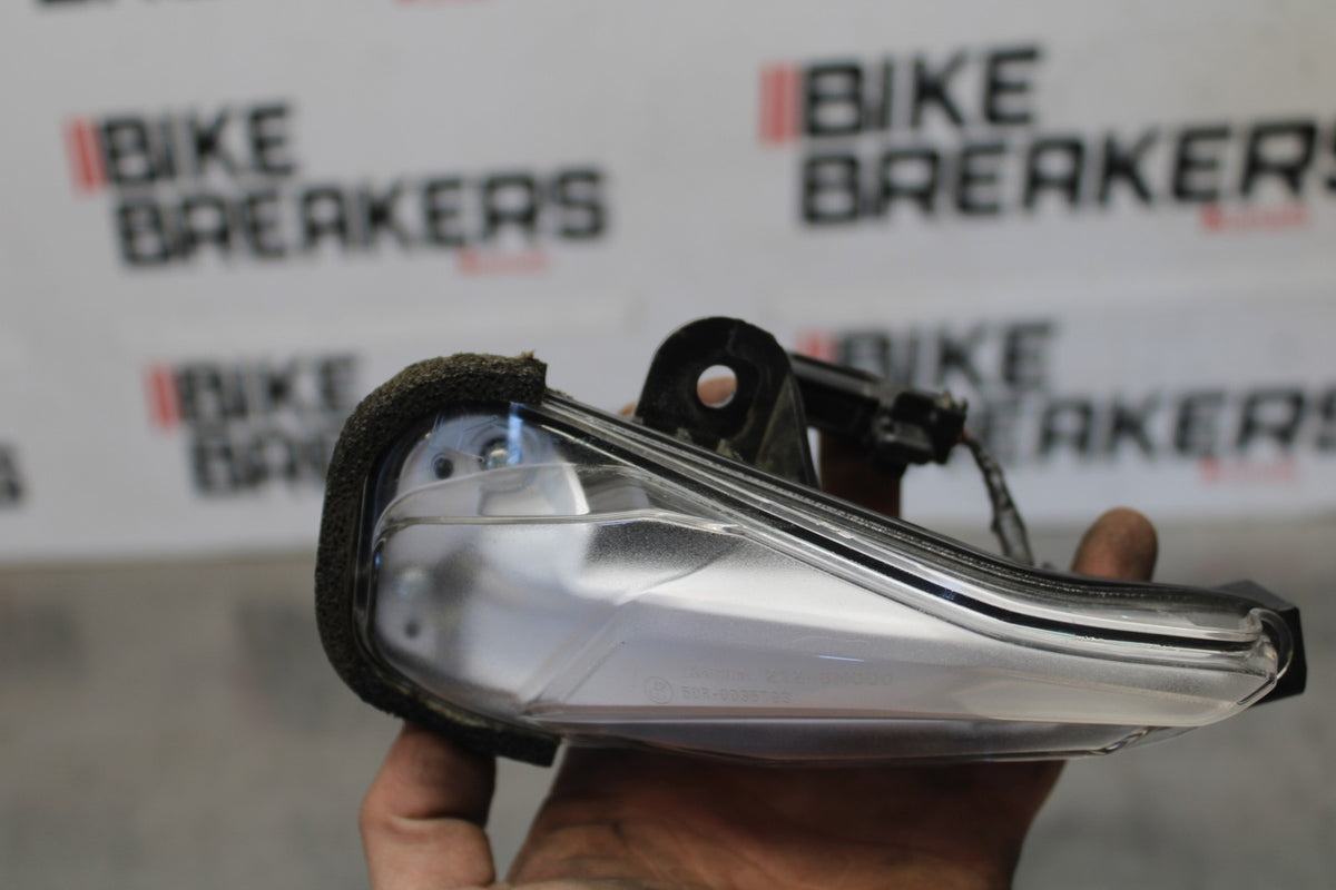 23-24 YAMAHA MT-07 FRONT RIGHT HEADLIGHT HEAD LIGHT LAMP BB927