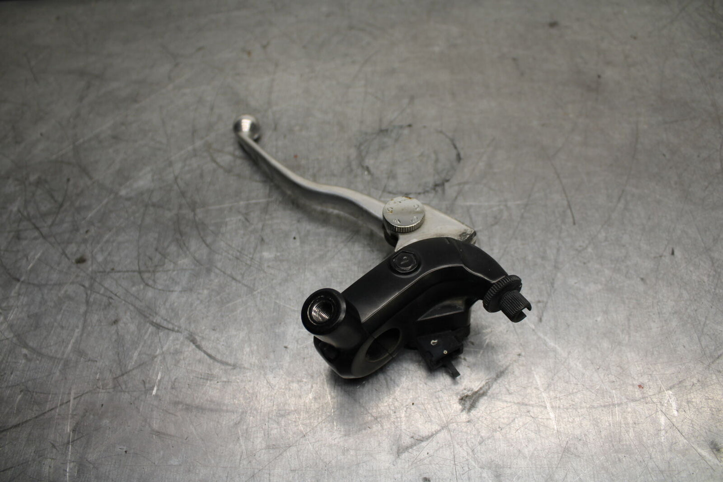 12-17 KAWASAKI ER-6N Z650 CLUTCH PERCH MOUNT WITH LEVER BB709