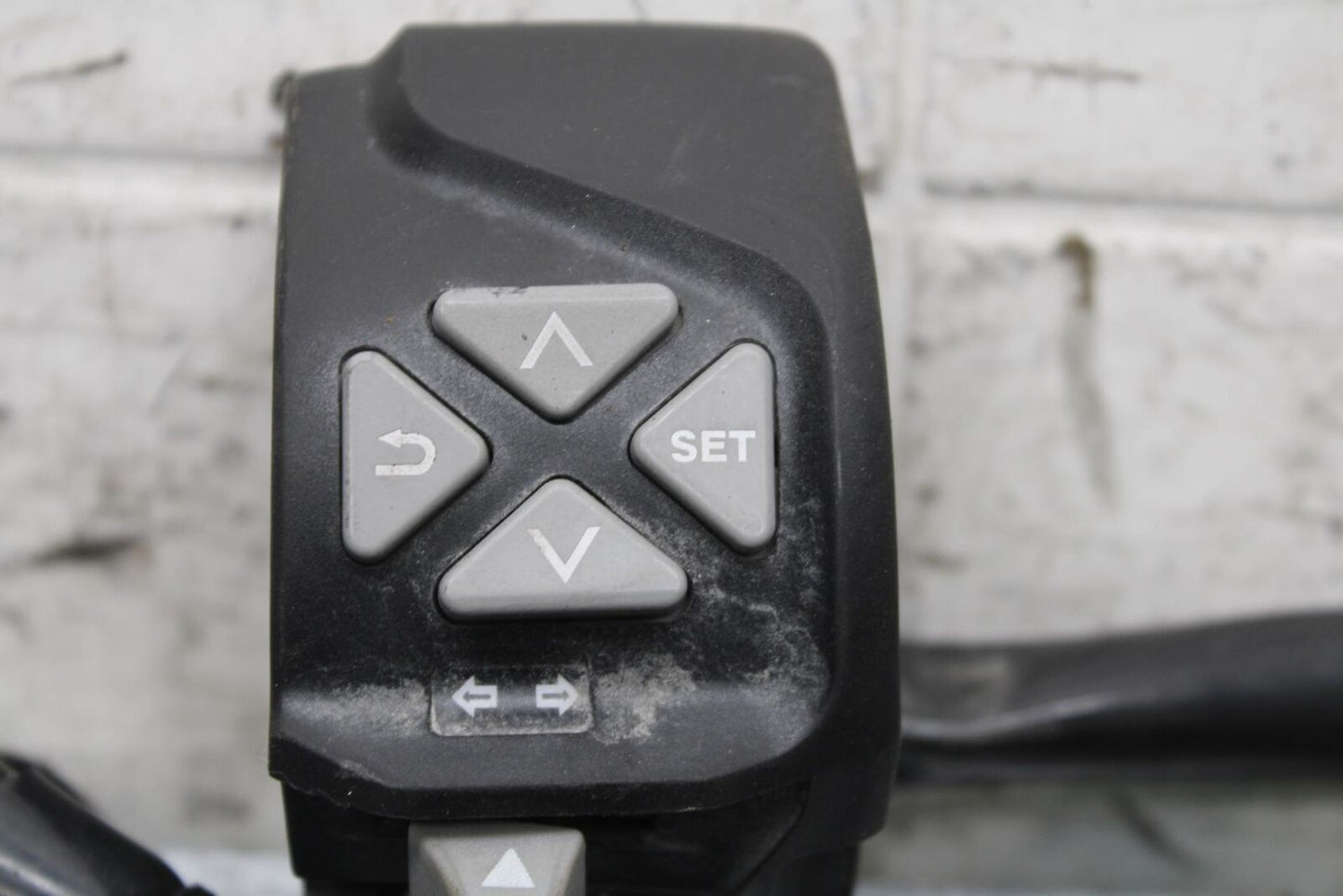 19-20 KTM 790 DUKE 790 LEFT CLIP ON HANDLE HORN SIGNALS SWITCH BB570