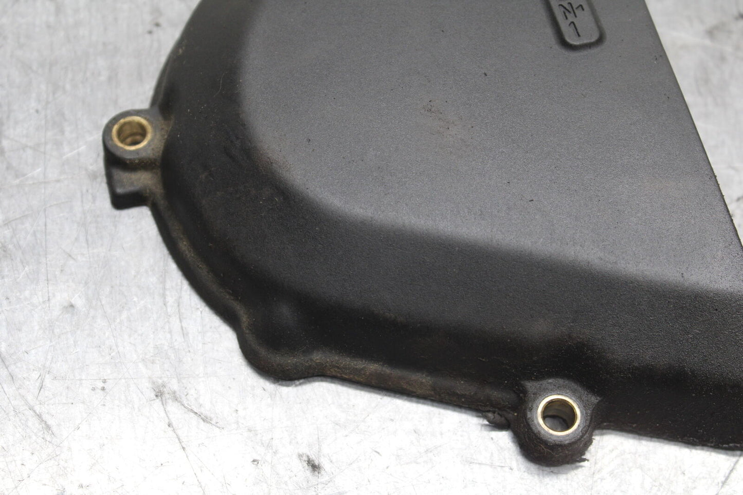 03-04 TRIUMPH DAYTONA 600 ENGINE SPROCKET COVER BB745