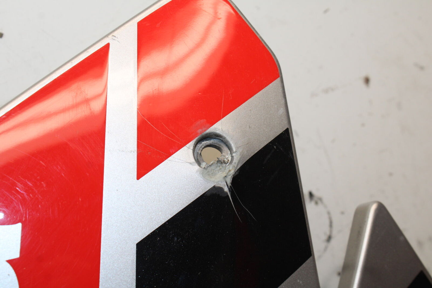 15-19 APRILIA RSV4 RF LEFT MID UPPER SIDE FAIRING COWL PLASTIC BB611