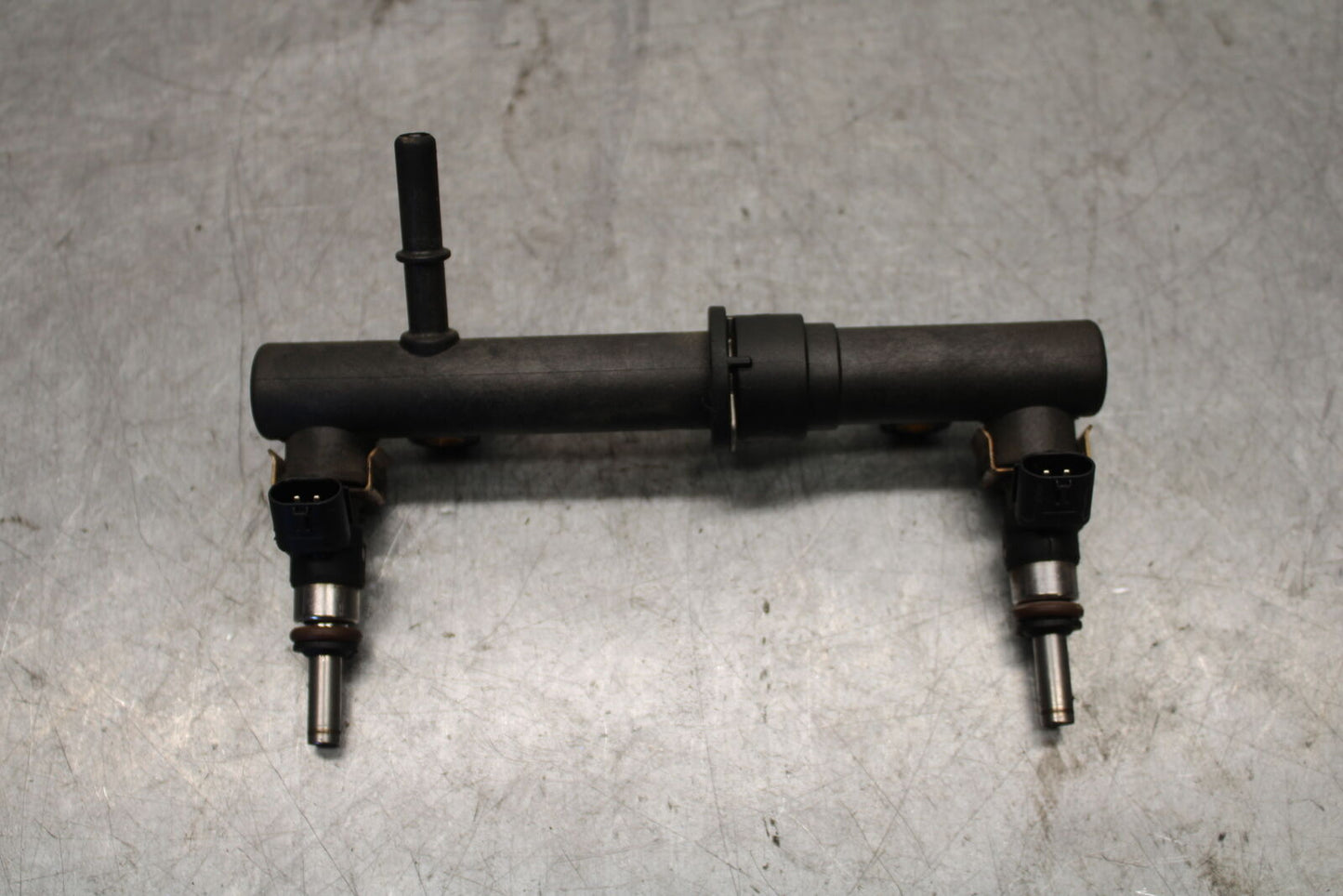 19-21 TRIUMPH SPEED TWIN 1200 MAIN FUEL INJECTORS BB653