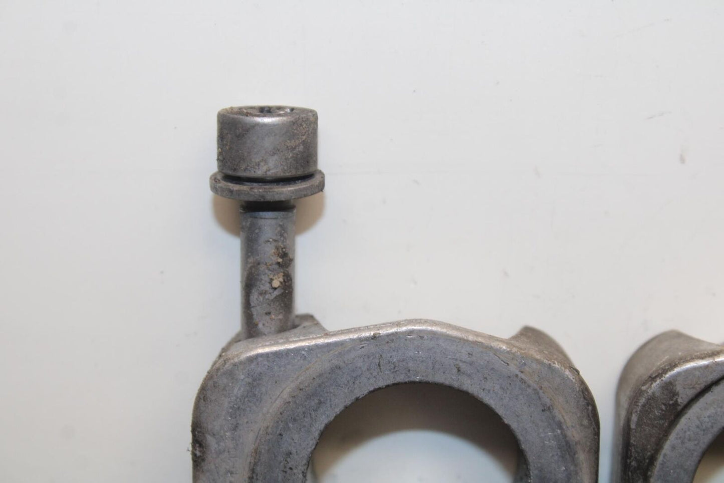 20-23 BMW F900R SWINGARM CHAIN TENSIONER ADJUSTMENT BRACKETS BB603