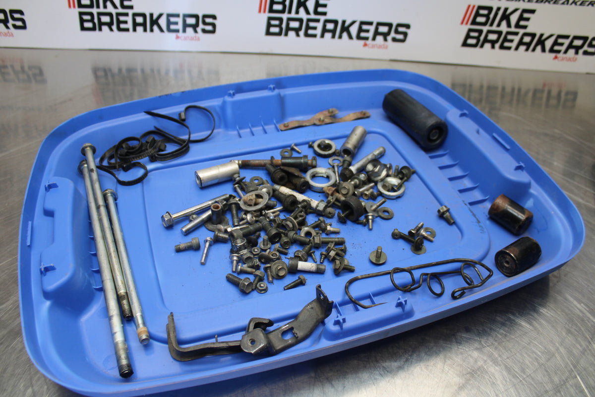 00 SUZUKI SV650 MOUNTING BOLTS HARDWARE MOTOR SCREWS BB156