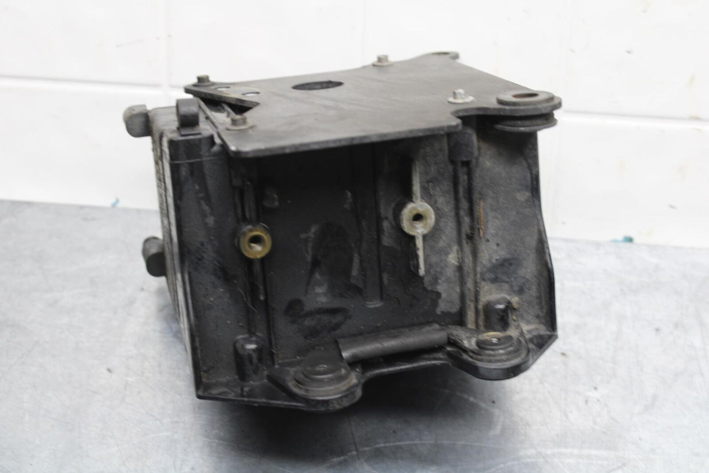 07-11 KTM 990 SUPER DUKE BATTERY BOX PLASTIC BB578