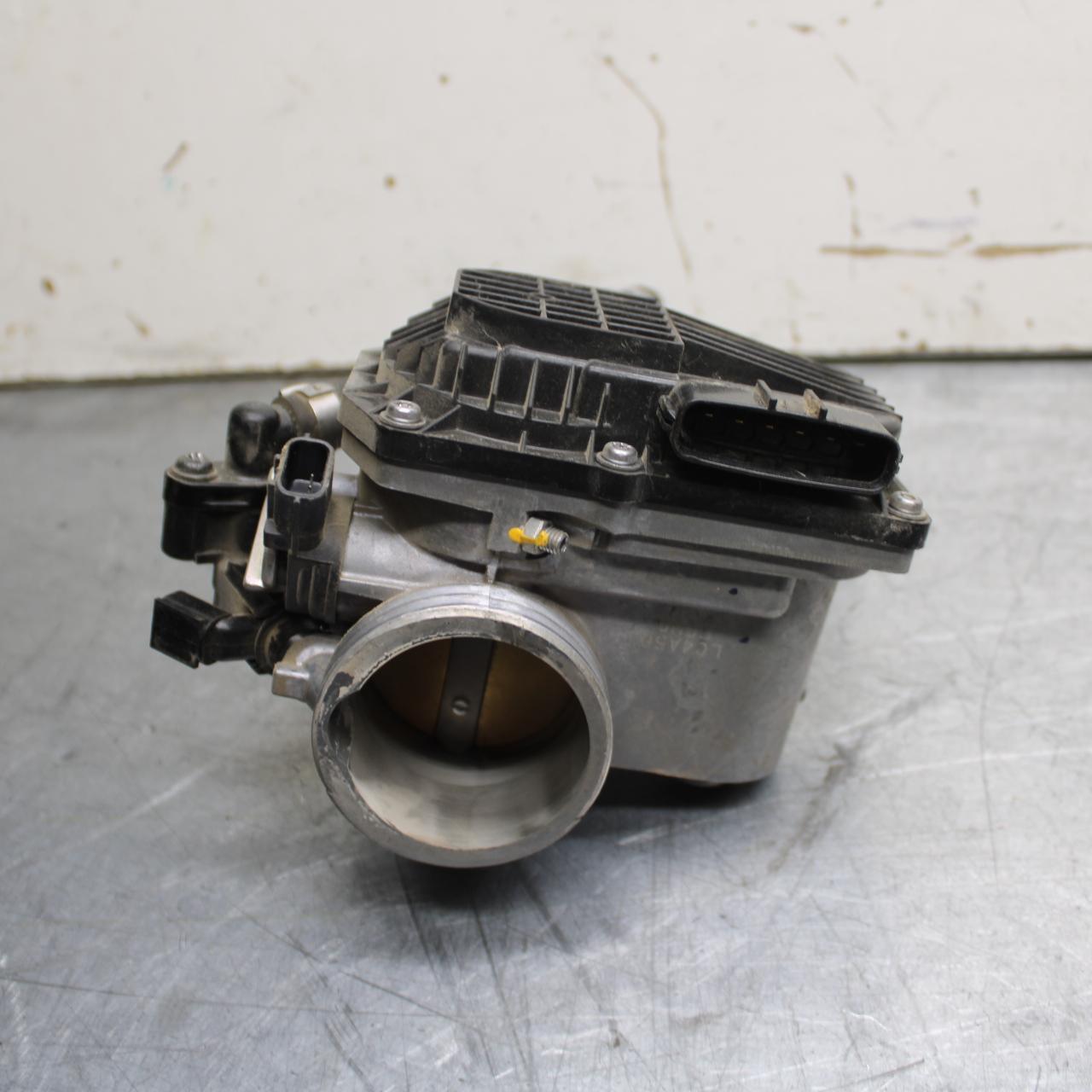 16-18 KTM 690 DUKE MAIN FUEL INJECTORS / THROTTLE BODIES BB631