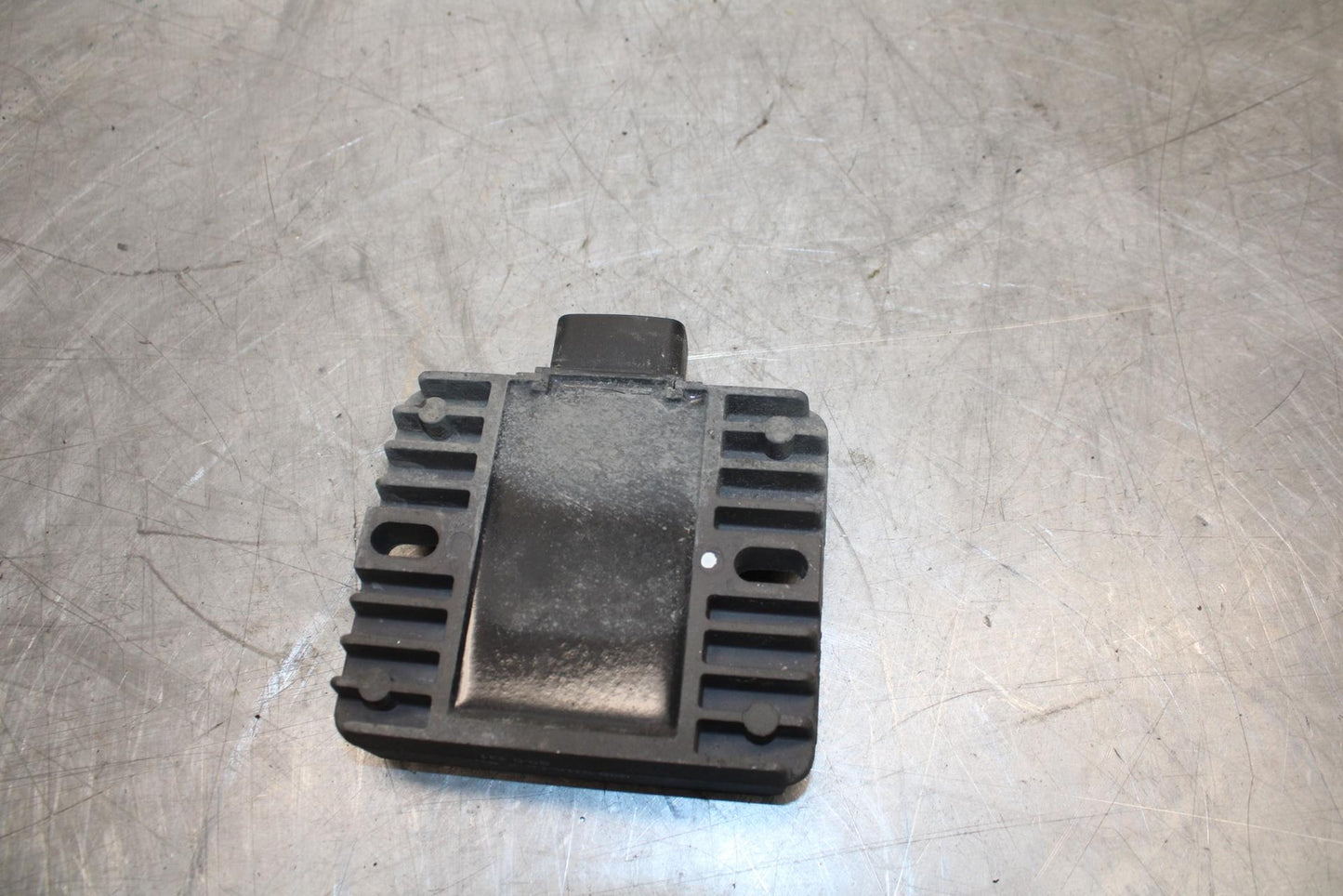 11-14 KAWASAKI VERSYS 650 LE 650C RECTIFIER VOLTAGE REGULATOR BB498