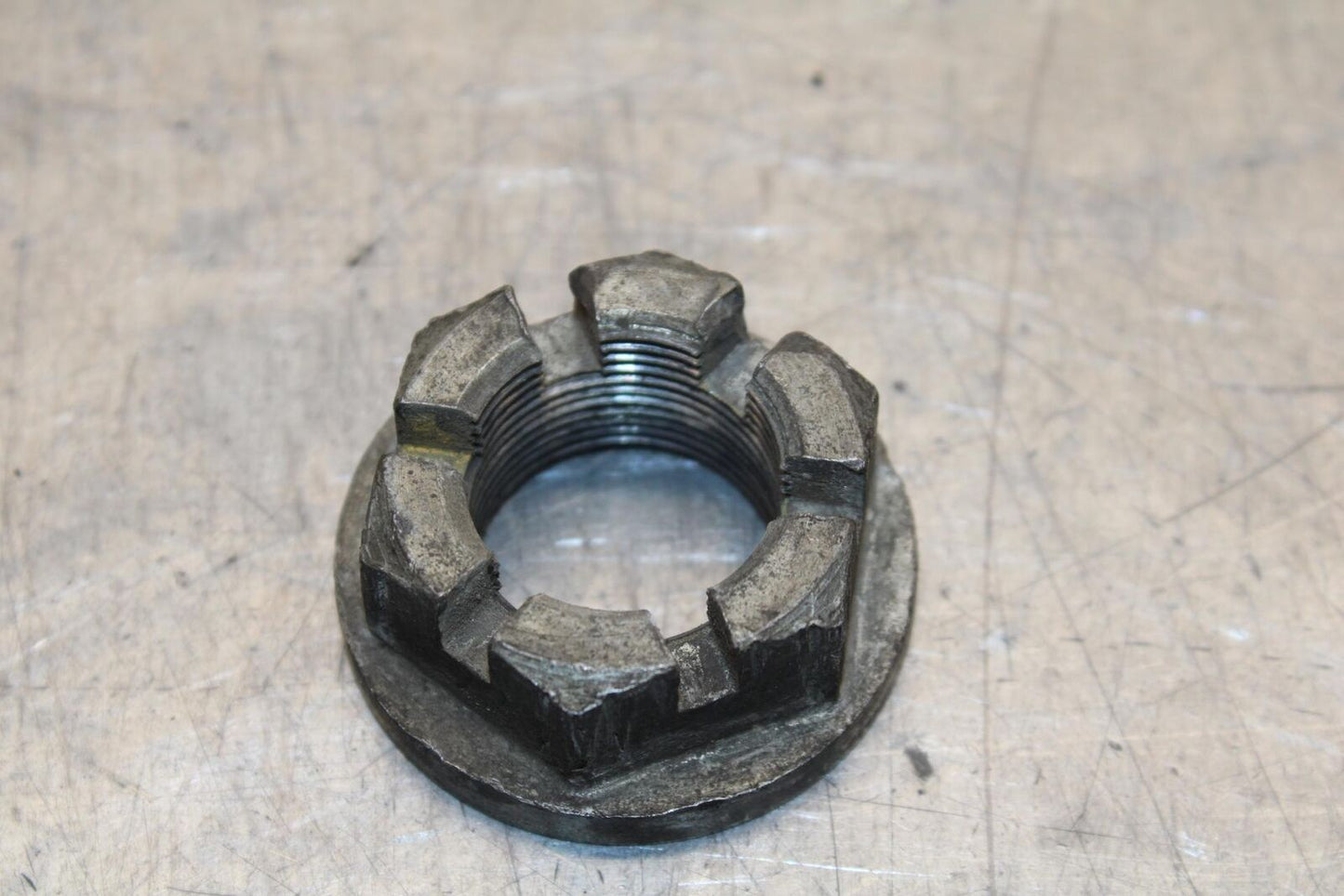 1999 Suzuki GSXR600 REAR AXLE BACK WHEEL RIM PIVOT BOLT AXEL BB580