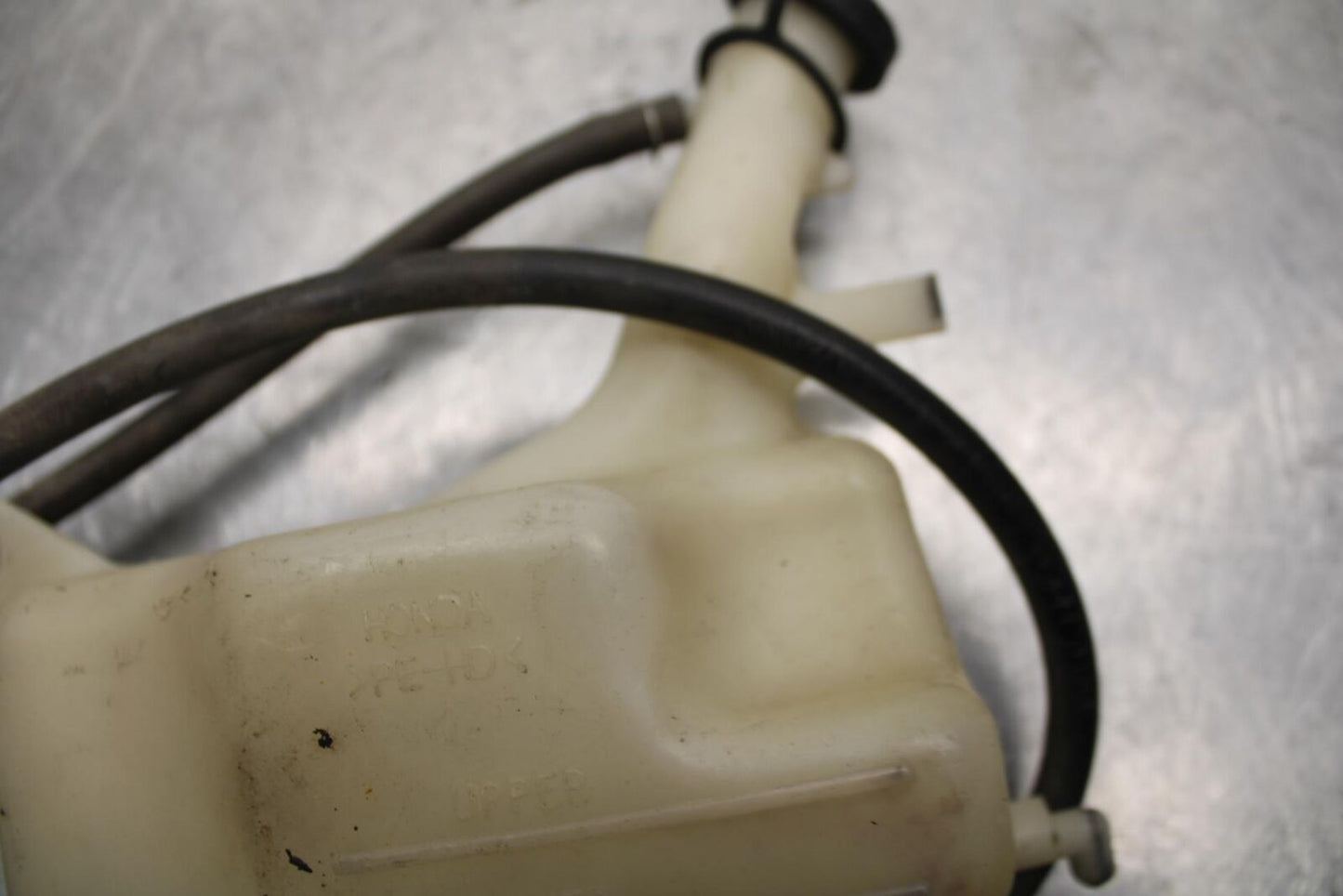 1996 Honda CBR900RR COOLANT WATER TANK RESERVOIR BOTTLE BB09
