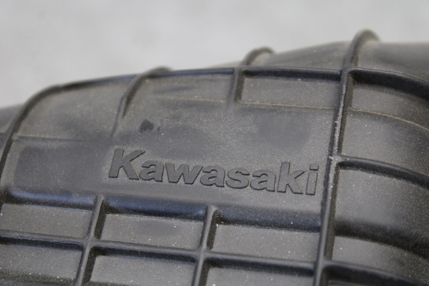 18-23 KAWASAKI NINJA 400 AIRBOX AIR INTAKE FILTER BOX BB679