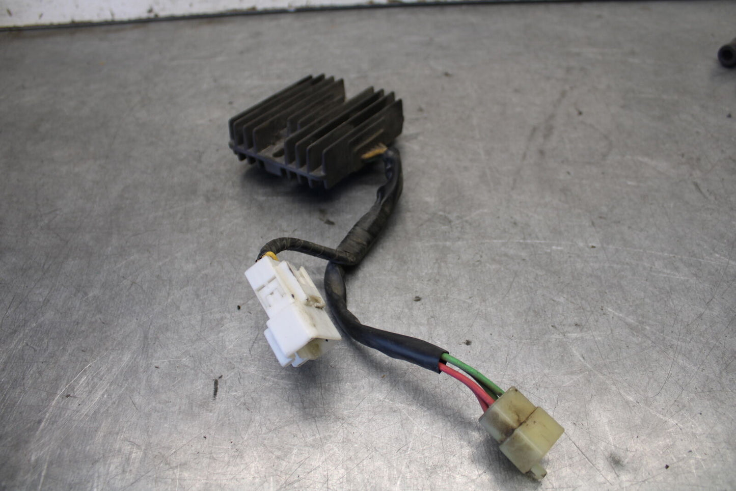 05-06 HONDA CBR600RR RECTIFIER VOLTAGE REGULATOR BB689
