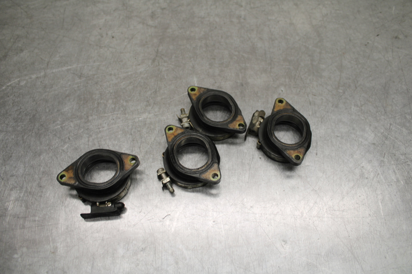 06 YAMAHA YZF R6 AIR INTAKE BOOTS BB716